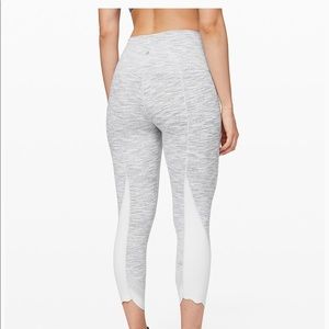 Lululemon Wunder Under Scallop Crop, Luon 2018
